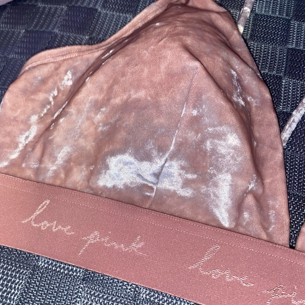 VICTORIA SECRET PINK VELVET TRIANGLE BRALETTE - Picture 8 of 10